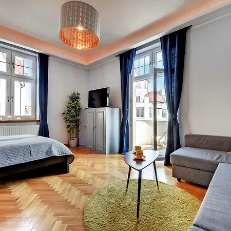 Grand - Brooklyn 2 Bedroom *